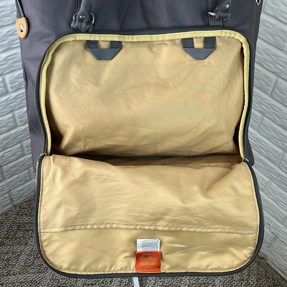 PACAPOD MIRANO DIAPER BAG LARGE GRAY COATED CANVAS CROSSBODY - Picture 8 of 17